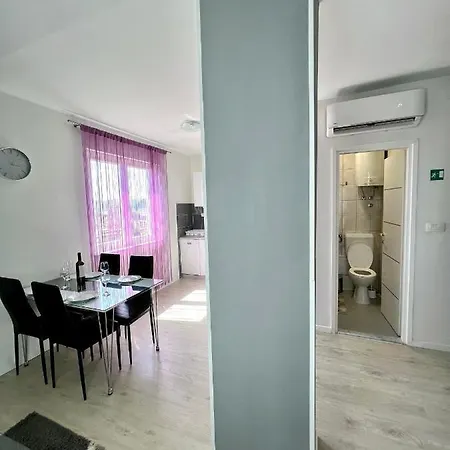 Luna Modern Sea View Apartament Split