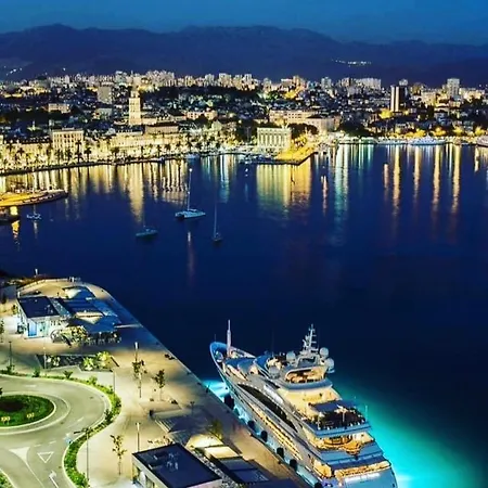 Apartament Luna Modern Sea View *