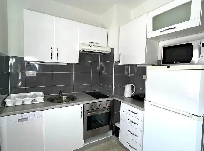 Luna Modern Sea View * Split