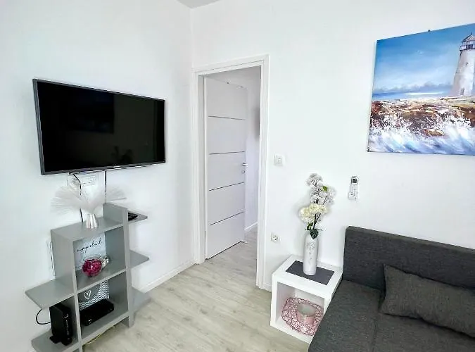 Luna Modern Sea View سبليت