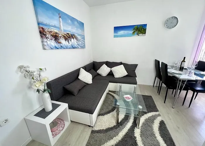 Daire Luna Modern Sea View Split