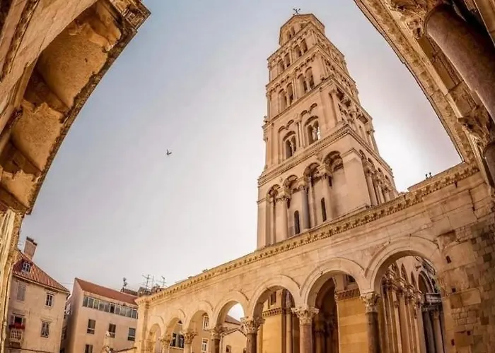 Luna Modern Sea View Appartamento